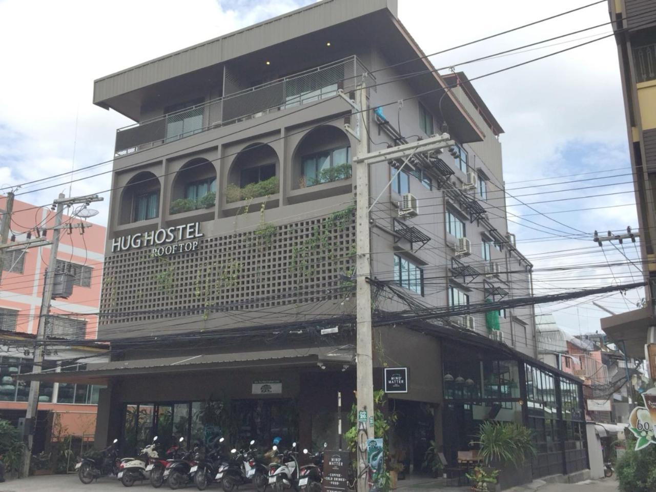 Hug Hostel Rooftop Chiang Mai Bagian luar foto